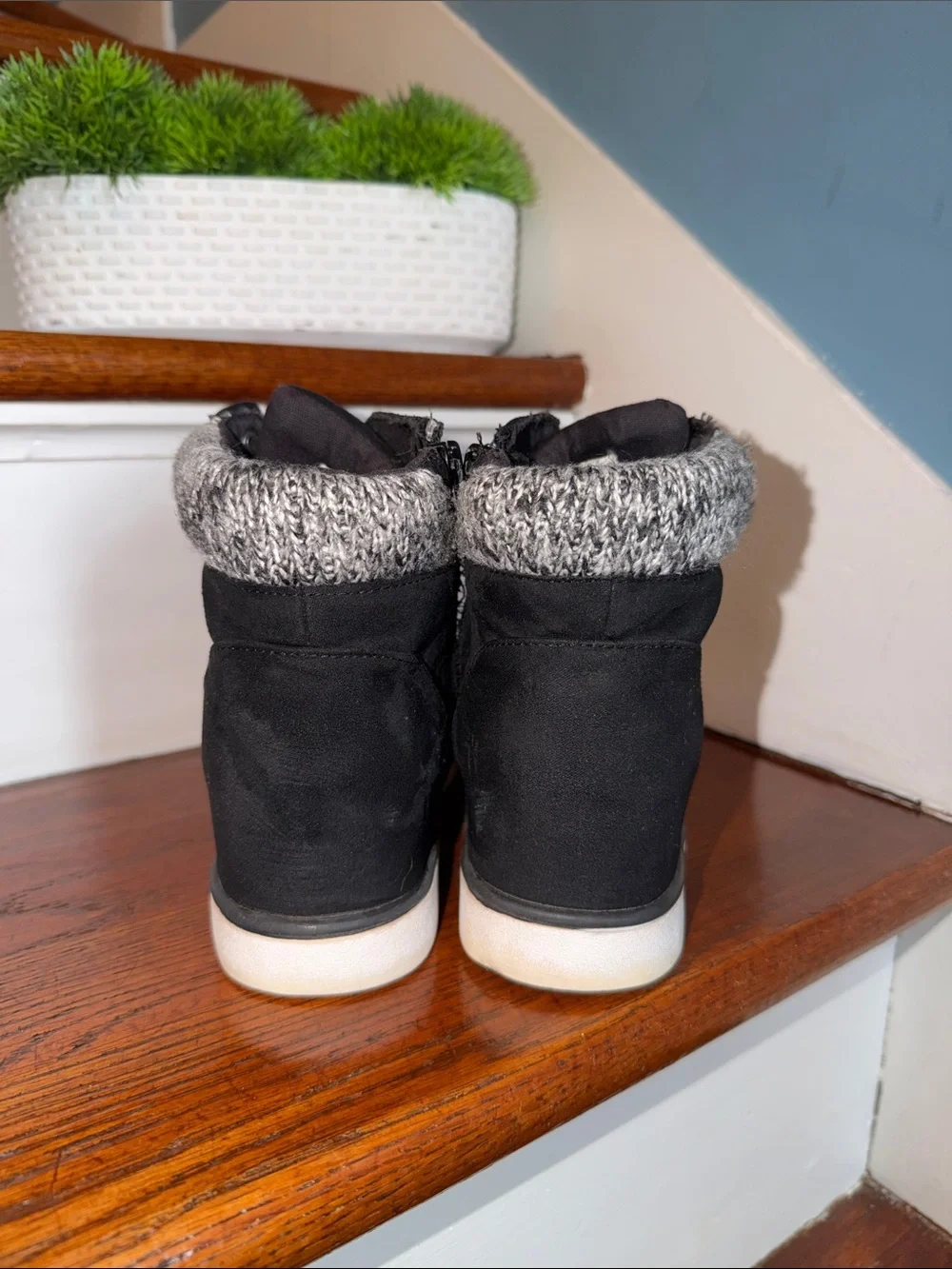 Girls Justice Black High Top Sneakers Size 7 Women